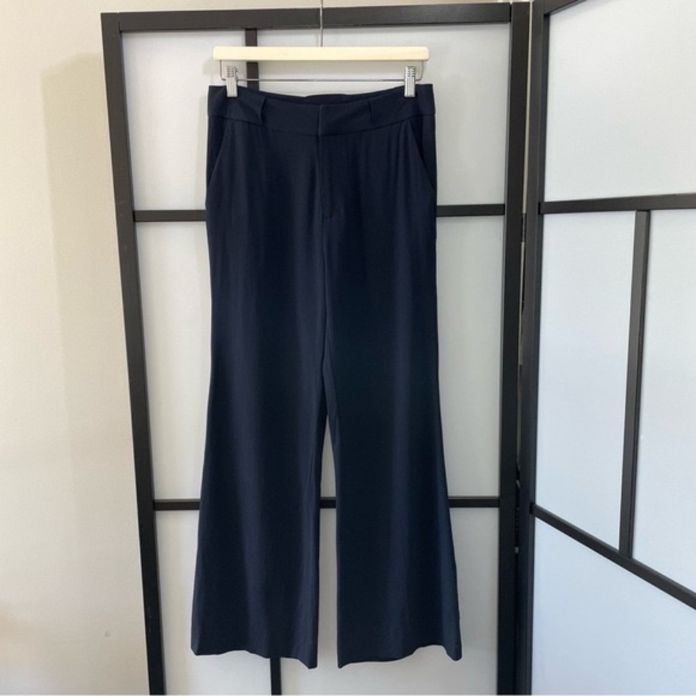 Veronica Beard Navy Blue High Waisted Structured Wide Leg Trouser
